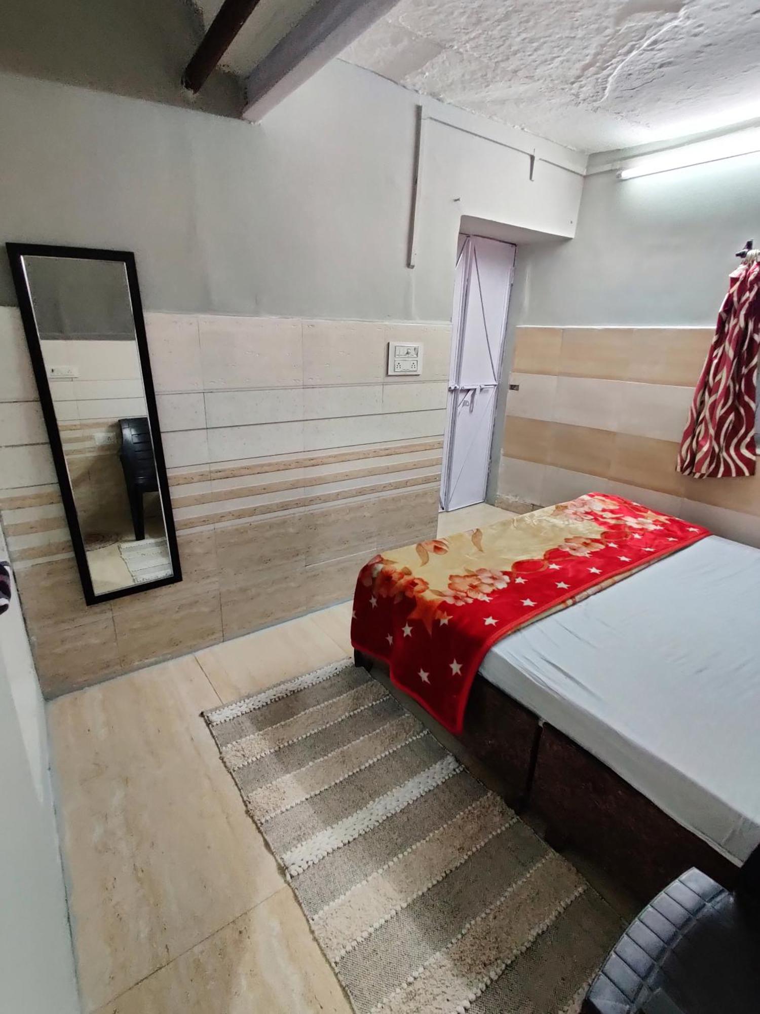 Varah Square Guest House Pushkar Room photo