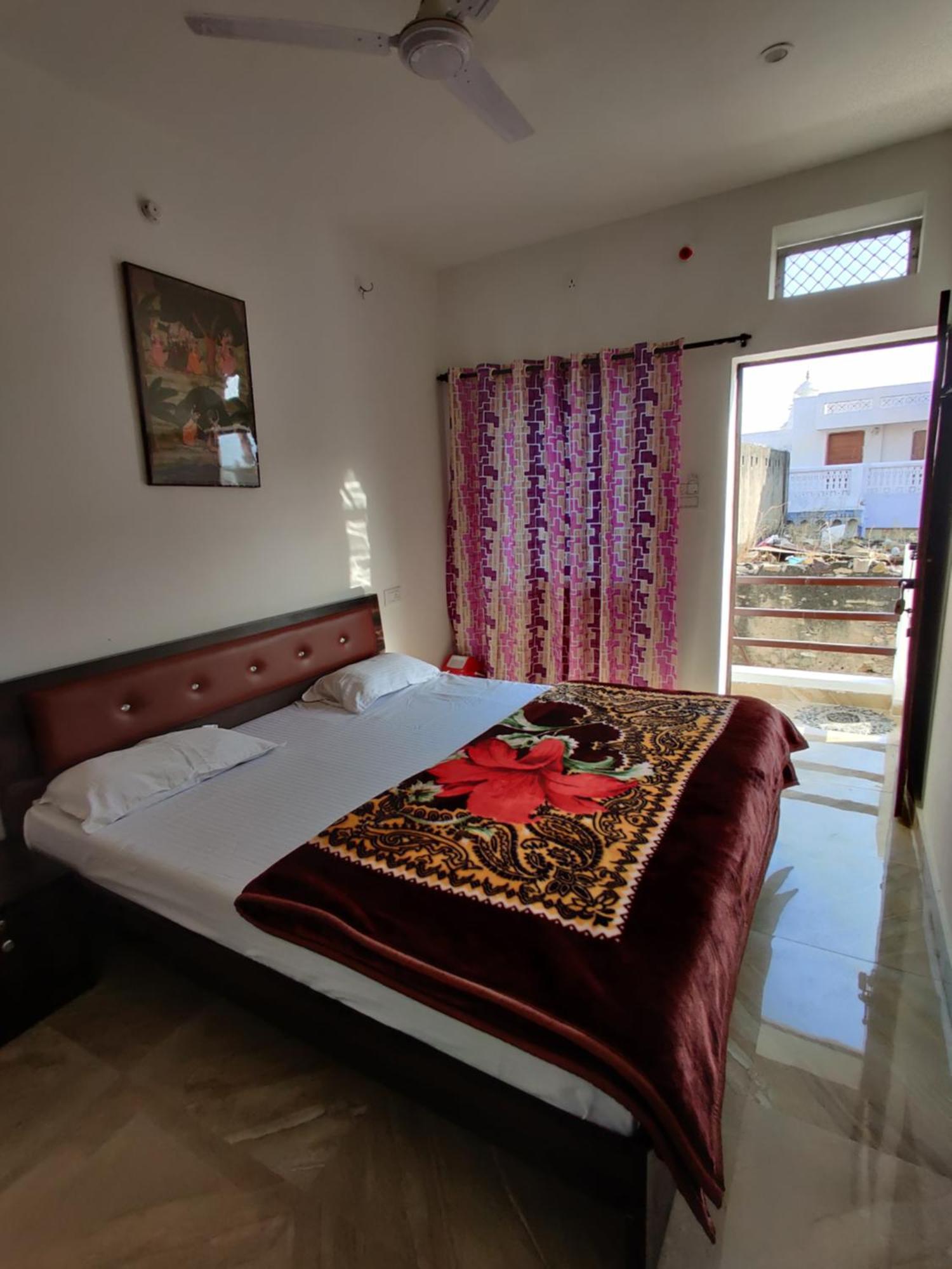 Varah Square Guest House Pushkar Room photo