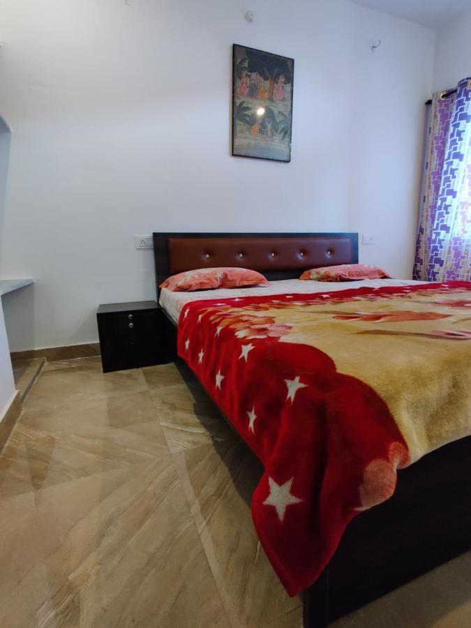 Varah Square Guest House Pushkar Exterior photo
